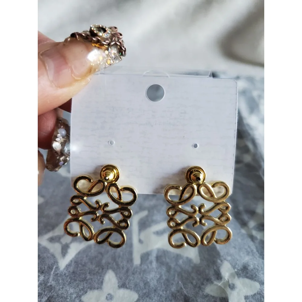 Gold Drop Earrings